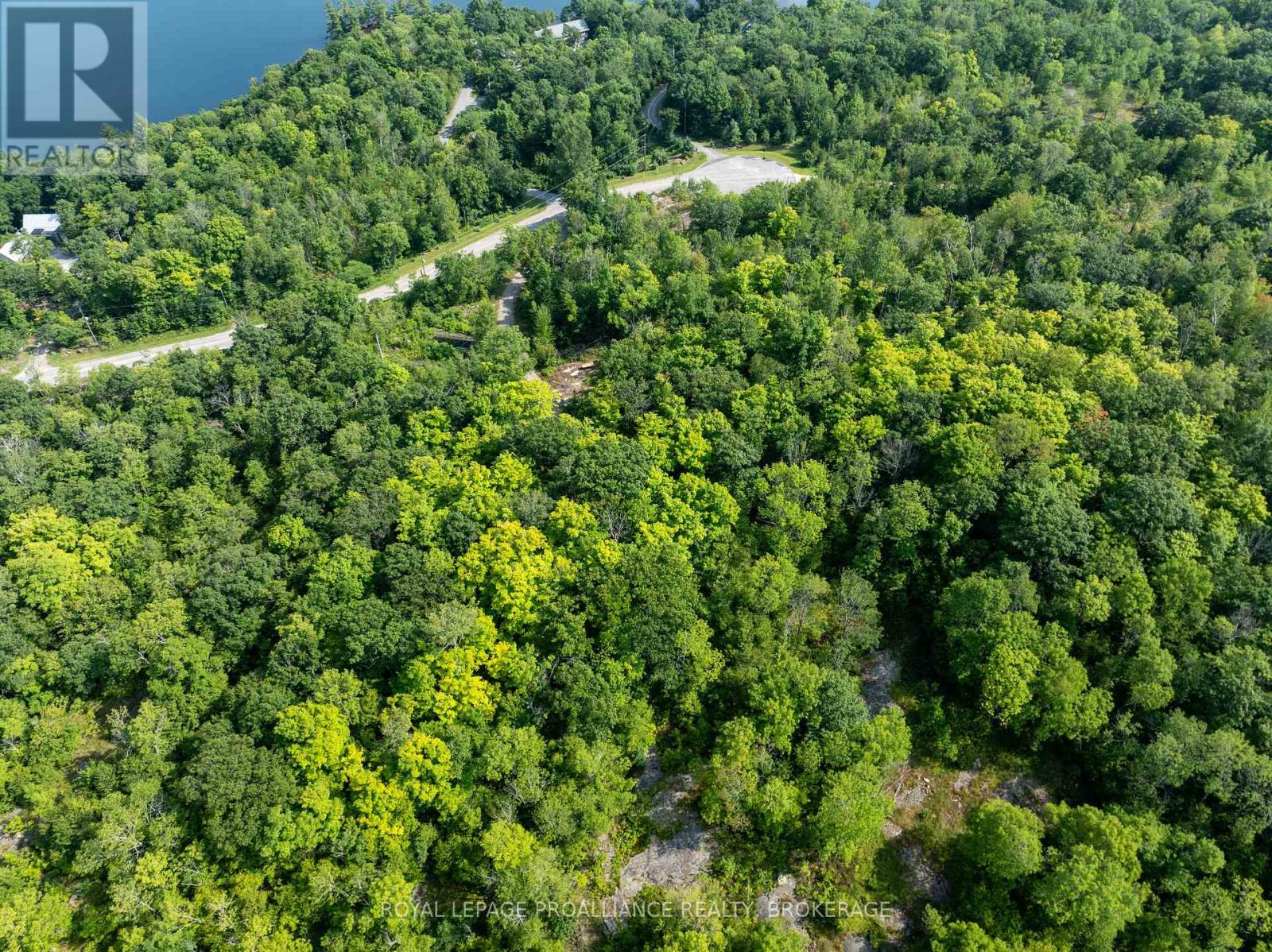 572 Oak Bluffs Road, South Frontenac (Frontenac South), Ontario  K0H 2B0 - Photo 10 - X9410689