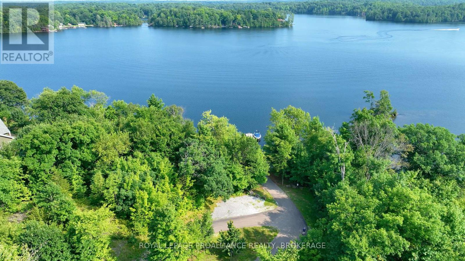 572 Oak Bluffs Road, South Frontenac (Frontenac South), Ontario  K0H 2B0 - Photo 9 - X9410689
