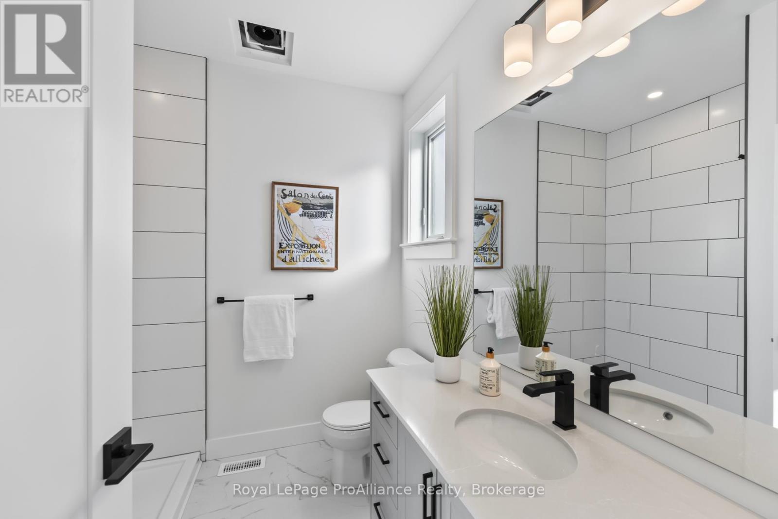 149 Mcdonough Crescent, Loyalist, Ontario  K7N 0B3 - Photo 18 - X9411158