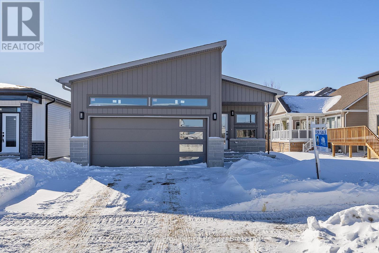 149 Mcdonough Crescent, Loyalist, Ontario  K7N 0B3 - Photo 2 - X9411158