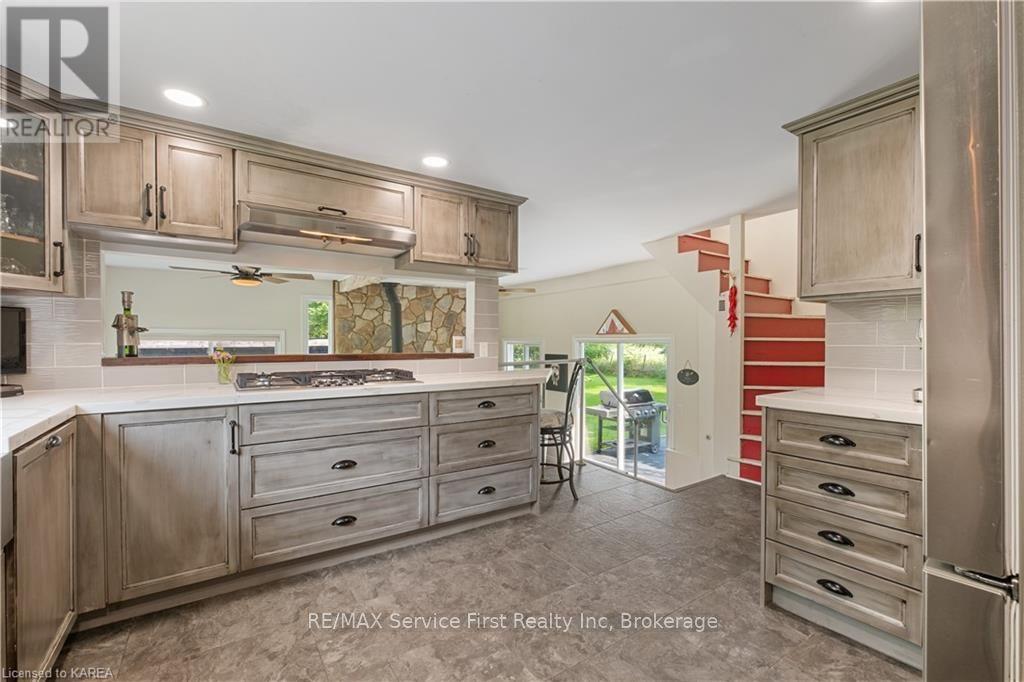 4902 Petworth Road, South Frontenac, Ontario  K0H 1V0 - Photo 14 - X9412167