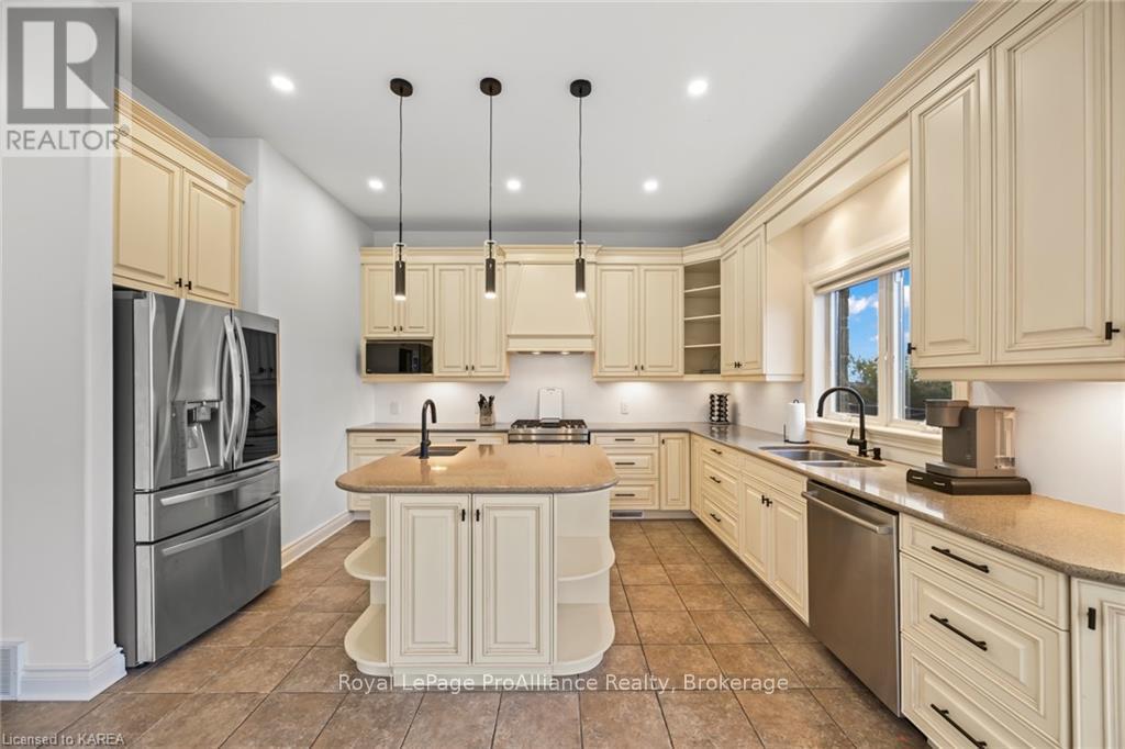 4744 Bath Road, Loyalist, Ontario  K0H 1G0 - Photo 39 - X9413101
