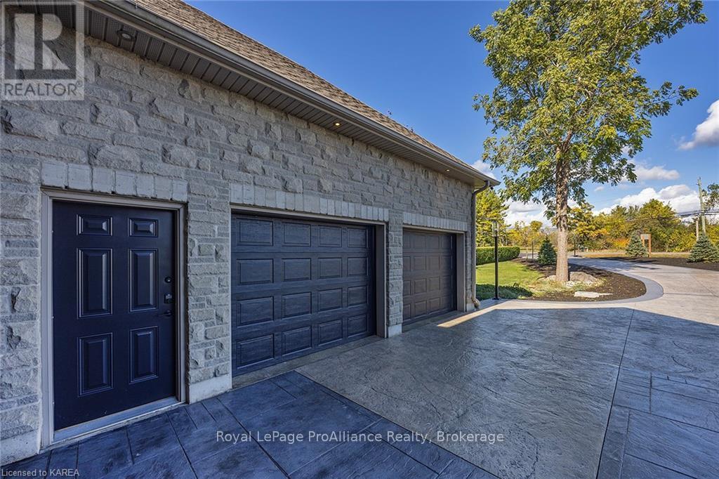 4744 Bath Road, Loyalist, Ontario  K0H 1G0 - Photo 6 - X9413101