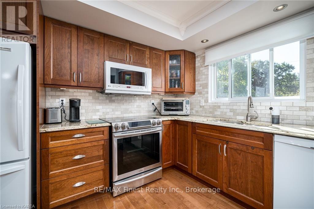 981 Hudson Drive, Kingston, Ontario  K7M 5K5 - Photo 8 - X9514576