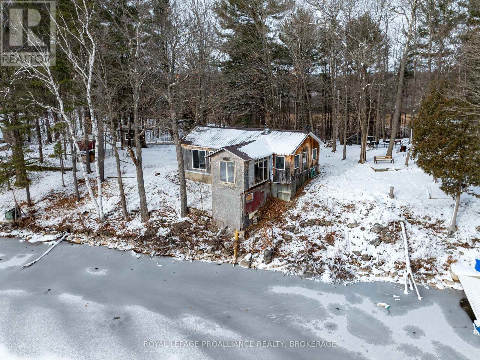 75 GROUSE LANE, Frontenac, Ontario