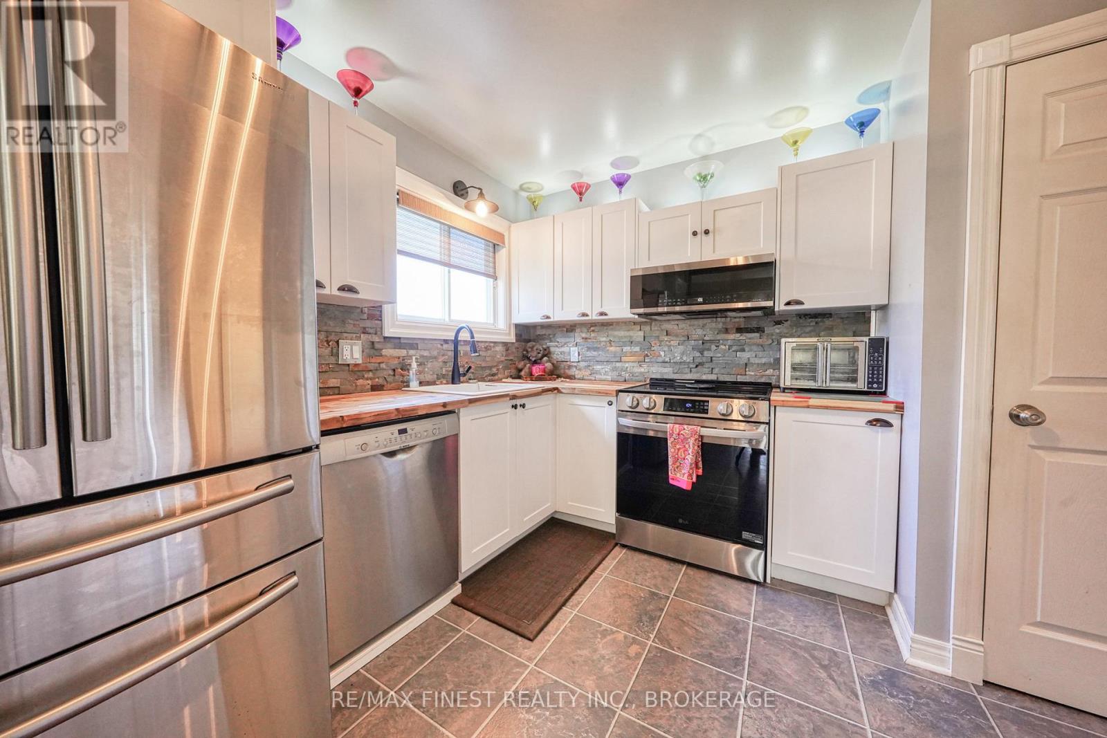 1448 Rickards Road, South Frontenac (Frontenac South), Ontario  K0H 2L0 - Photo 13 - X11902403