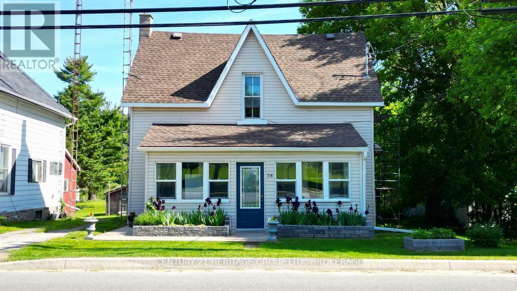 58 Bedford Street, Westport, Ontario  K0G 1X0 - Photo 3 - X11921196