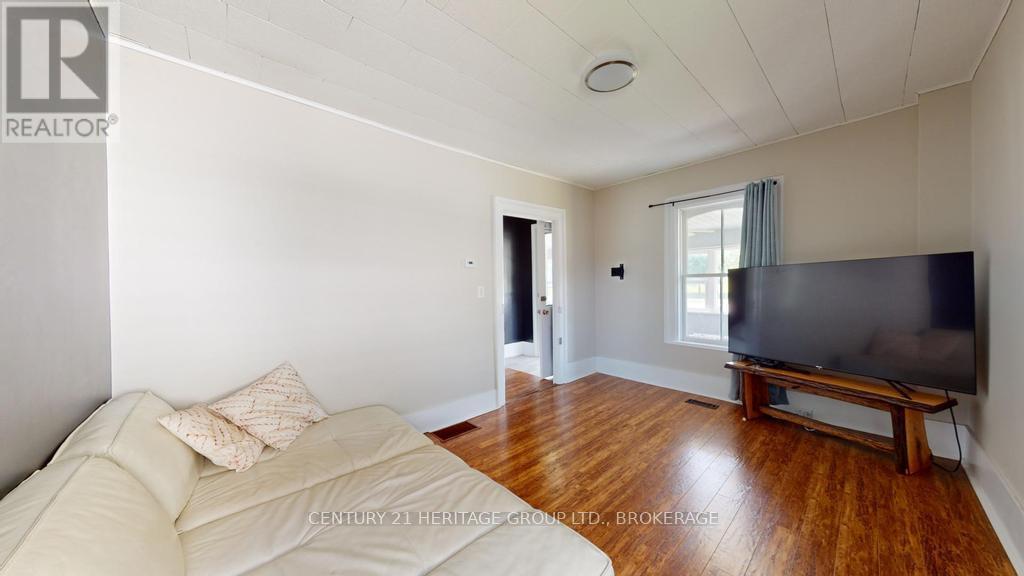 58 Bedford Street, Westport, Ontario  K0G 1X0 - Photo 8 - X11921196