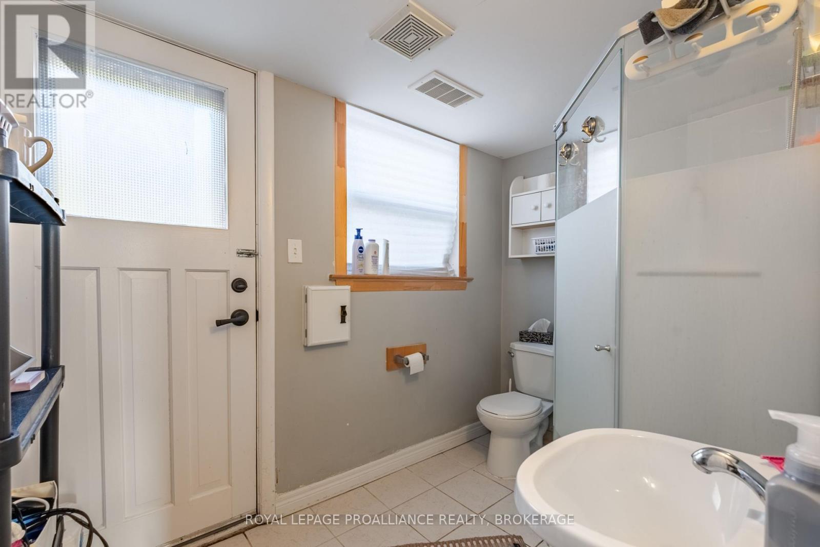 1215 Johnson Street, Kingston, Ontario  K7M 2P1 - Photo 19 - X11926359