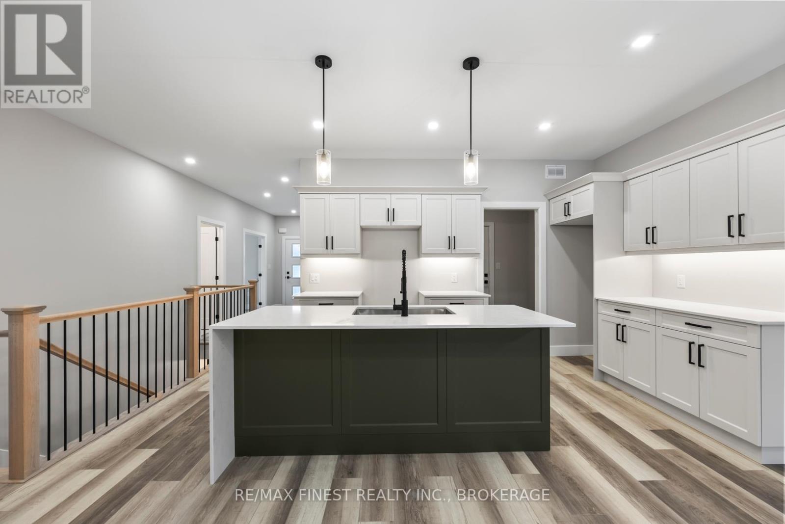 161 Creighton Drive, Loyalist, Ontario  K0K 2H0 - Photo 15 - X11929292