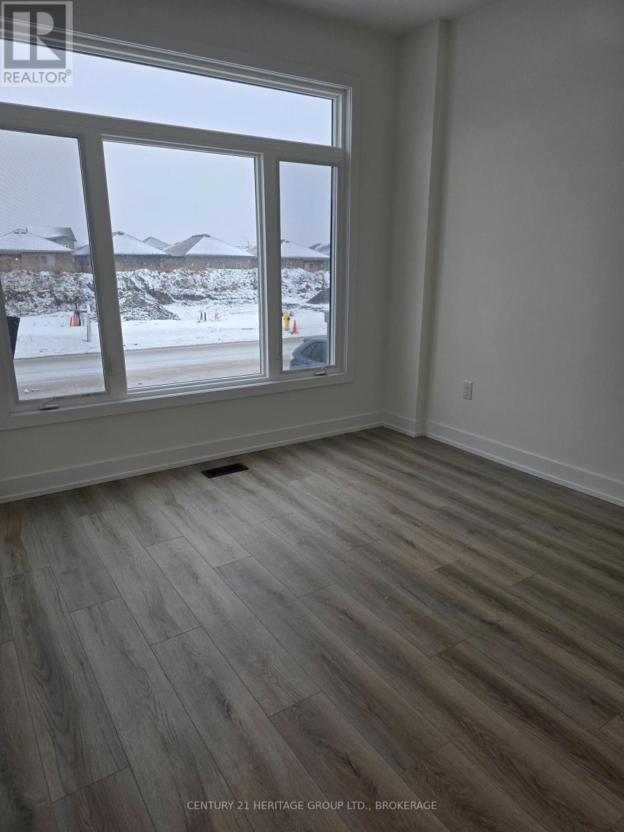 105 Creighton Drive, Loyalist, Ontario  K0H 2H0 - Photo 9 - X11932977