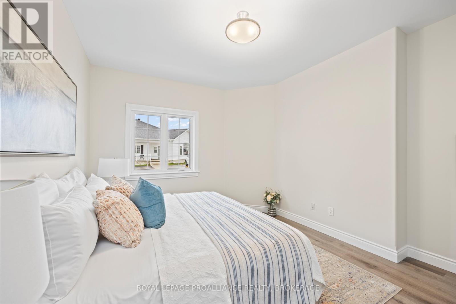 40 Carly Place, Loyalist, Ontario  K7N 0E2 - Photo 14 - X11939865
