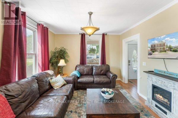 30 King Street, Prince Edward County, Ontario  K0K 2T0 - Photo 12 - X11965881