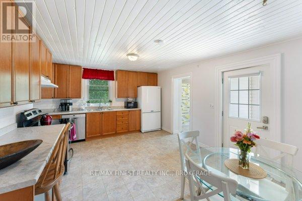 30 King Street, Prince Edward County, Ontario  K0K 2T0 - Photo 13 - X11965881