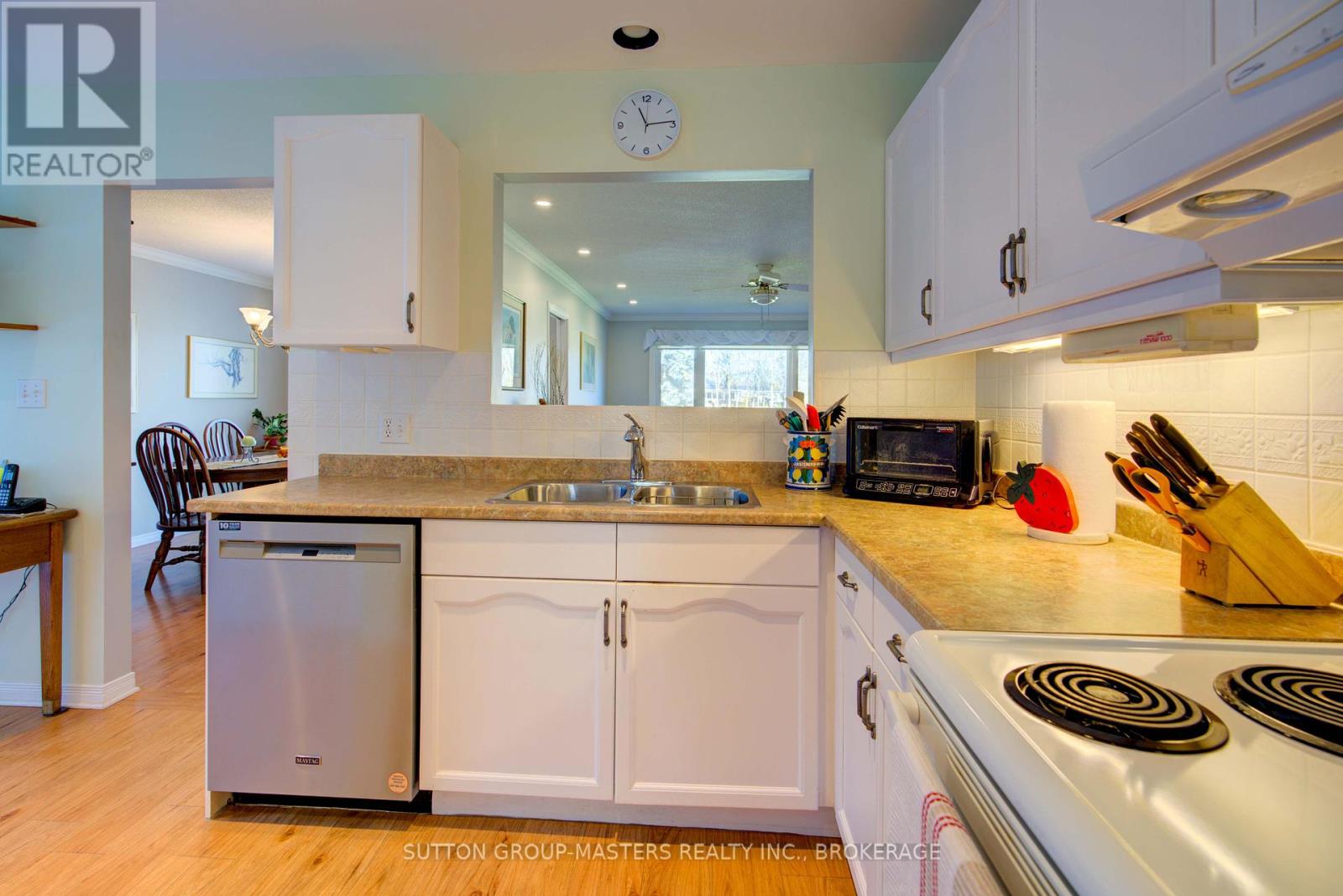 16 King's Court, Loyalist, Ontario  K0H 1G0 - Photo 14 - X11968229