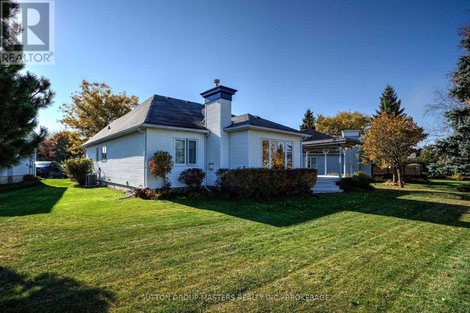 16 King's Court, Loyalist, Ontario  K0H 1G0 - Photo 5 - X11968229