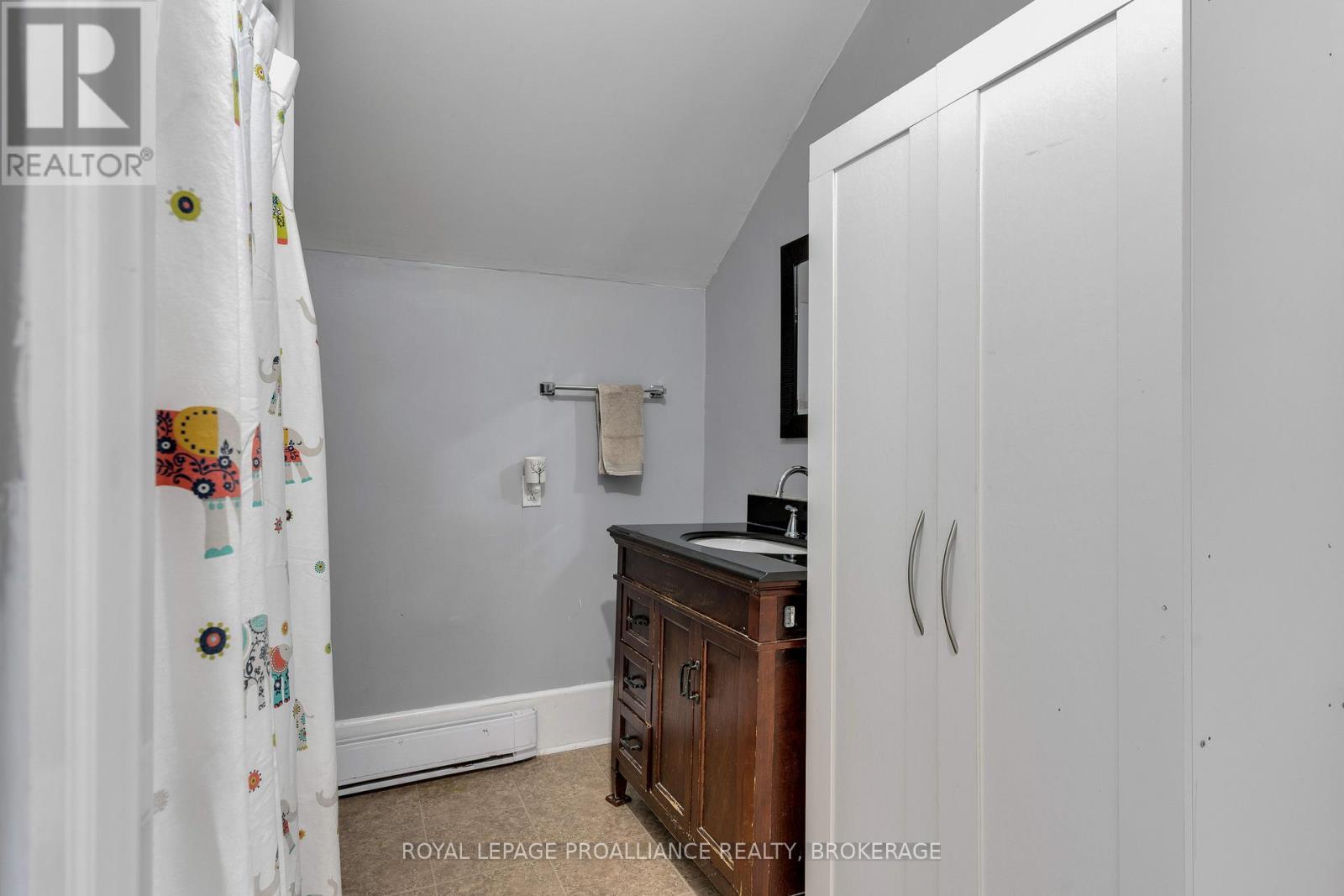 30/32/34 Victoria Avenue, Gananoque, Ontario  K7G 2R8 - Photo 26 - X11968833