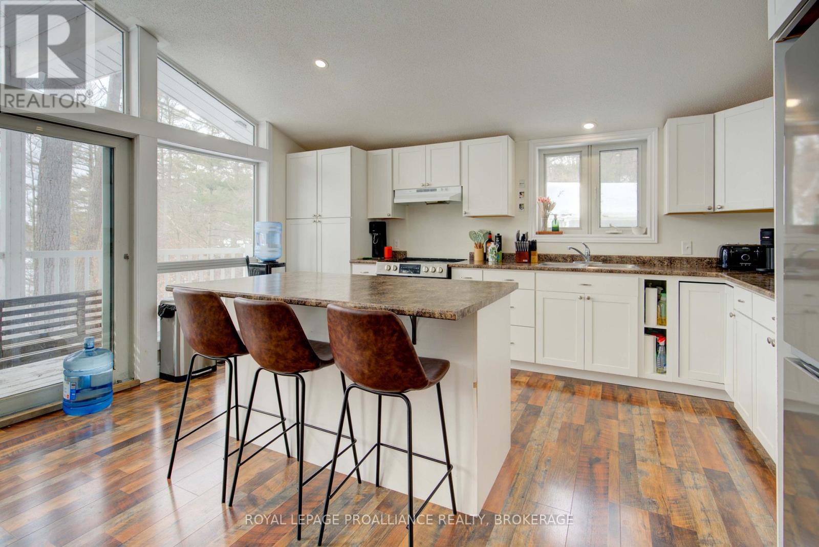 182a Brooks Point Road, Rideau Lakes, Ontario  K0G 1E0 - Photo 6 - X11971385