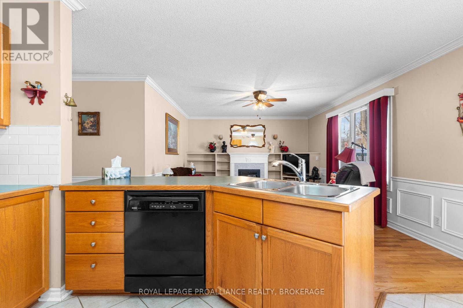 922 Lombardy Street, Kingston, Ontario  K7M 9C2 - Photo 17 - X11971806