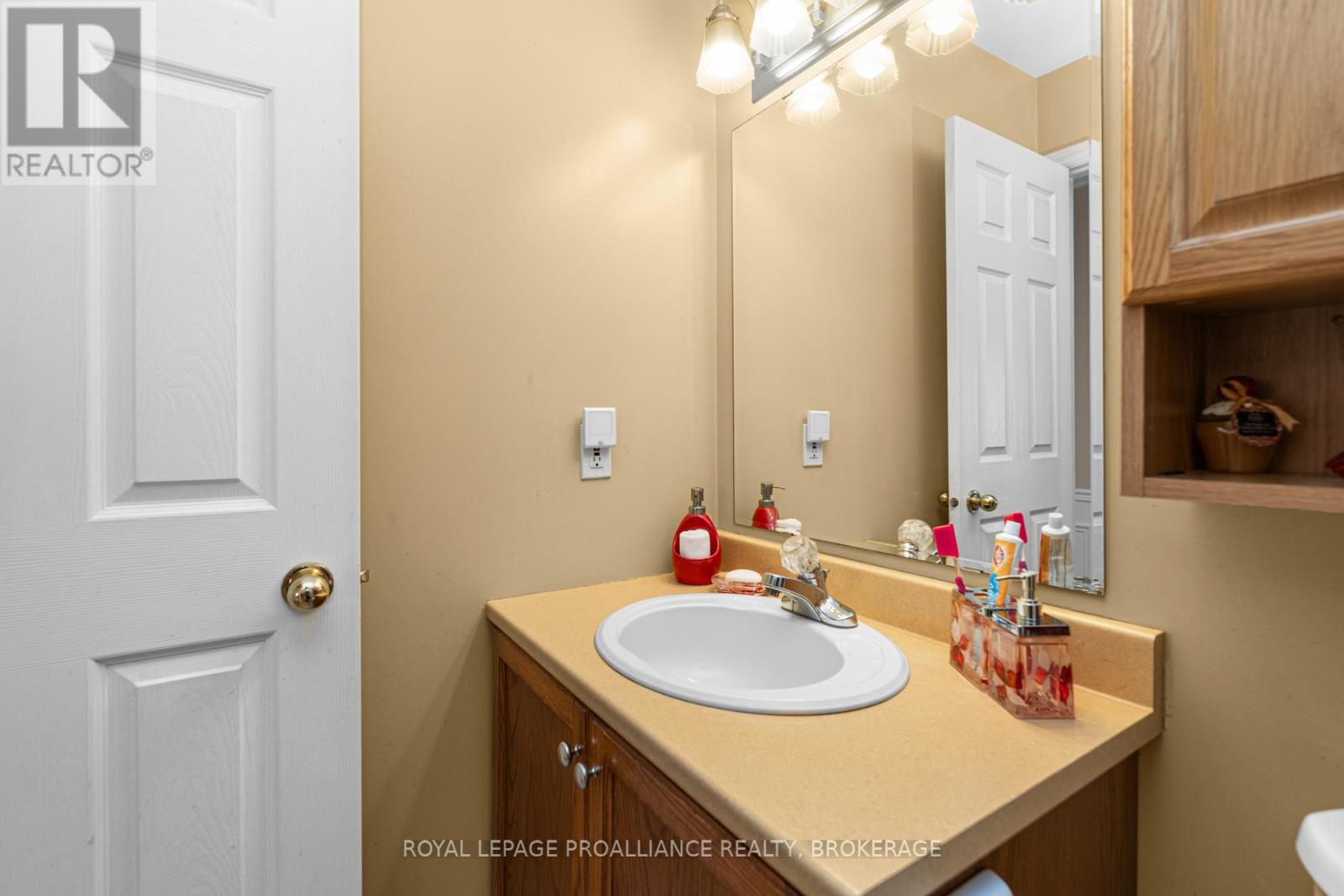 922 Lombardy Street, Kingston, Ontario  K7M 9C2 - Photo 30 - X11971806