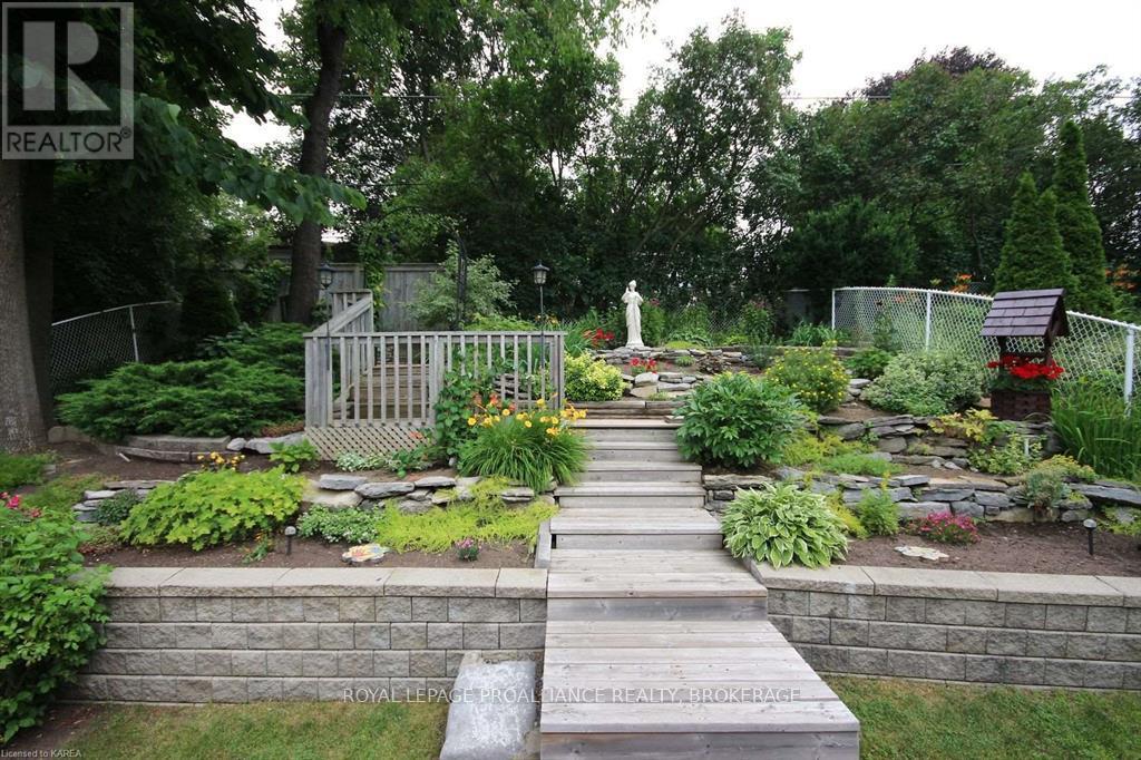 922 Lombardy Street, Kingston, Ontario  K7M 9C2 - Photo 44 - X11971806