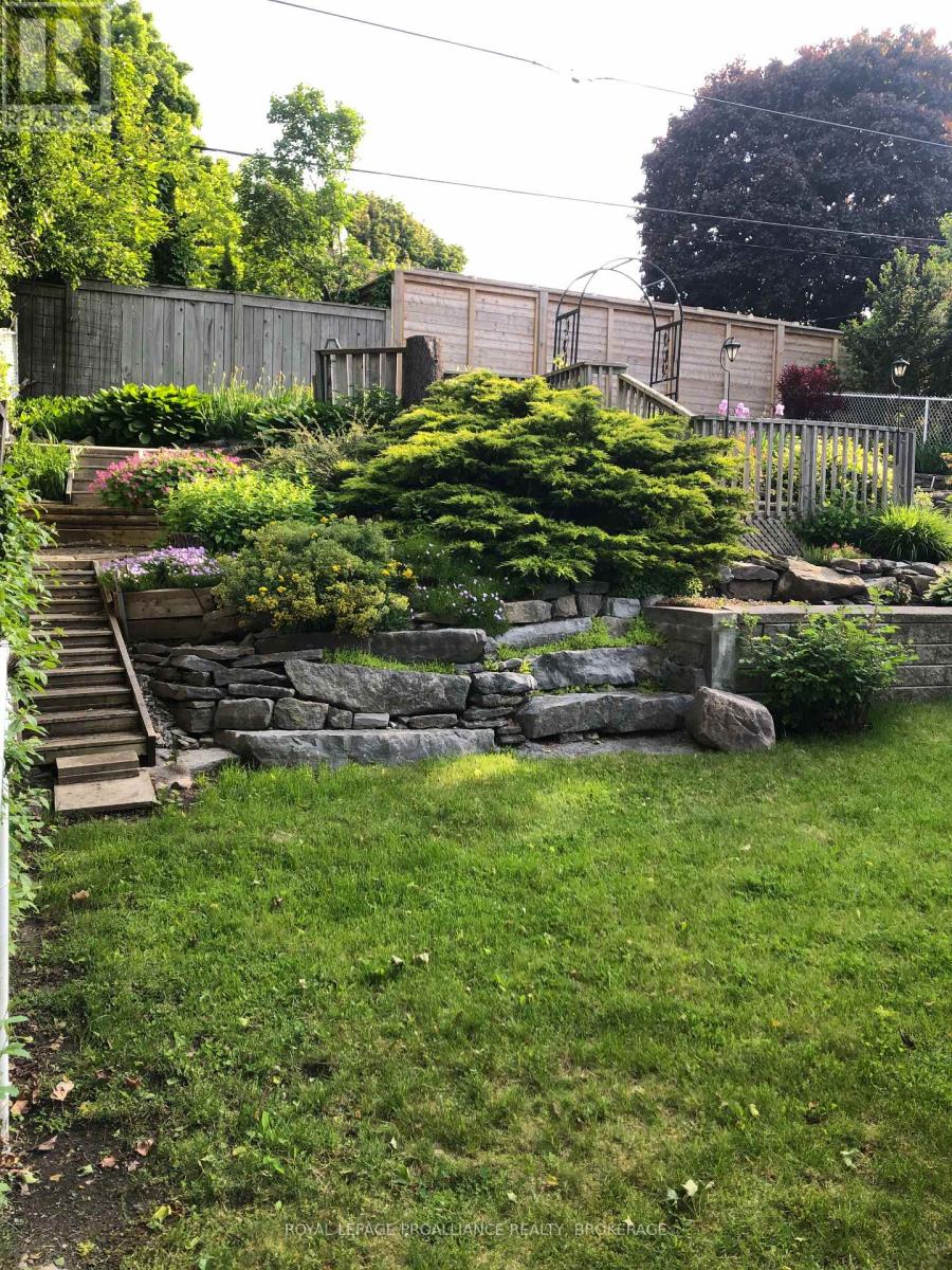 922 Lombardy Street, Kingston, Ontario  K7M 9C2 - Photo 46 - X11971806