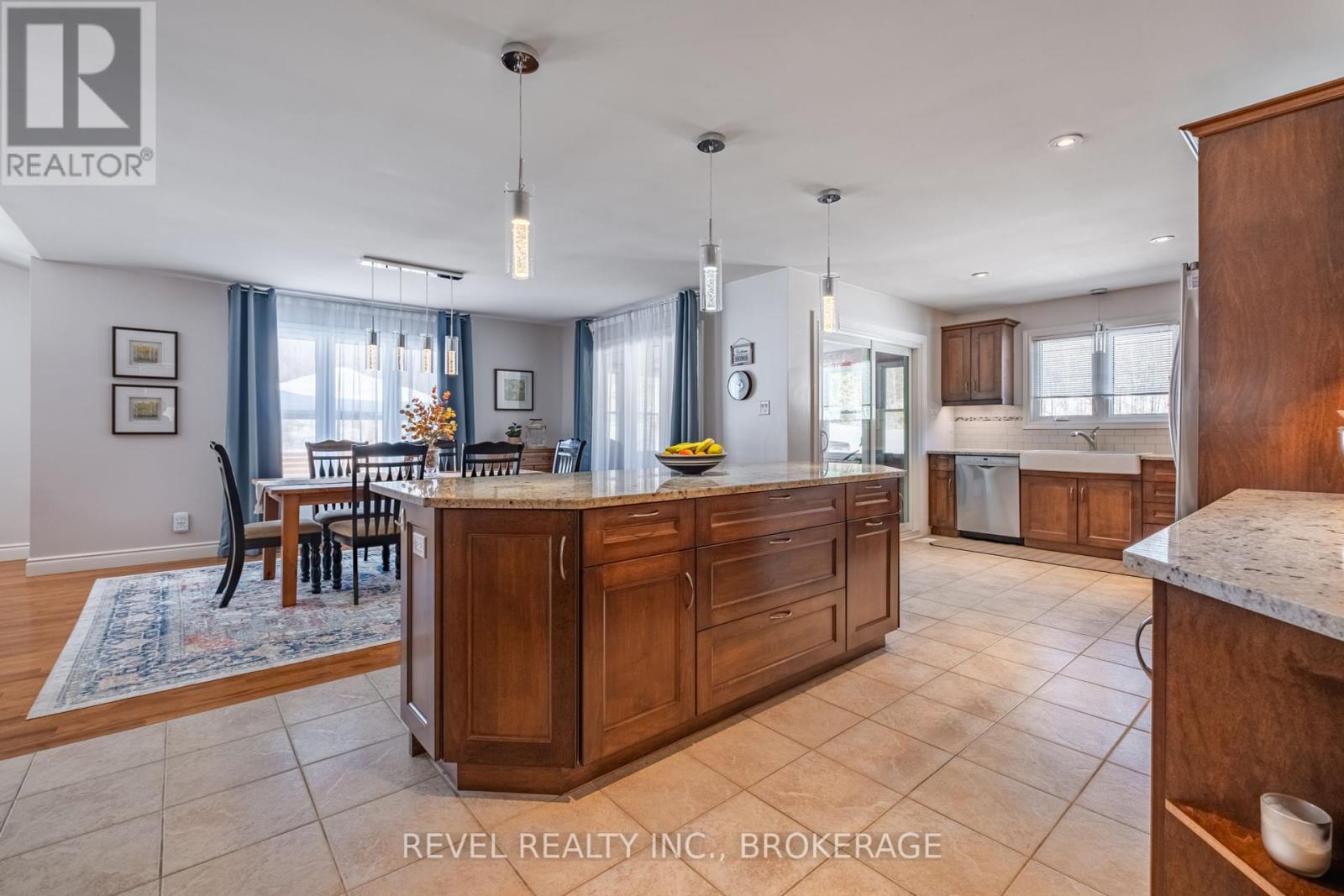 2082 Burnt Hills Road, South Frontenac, Ontario  K0H 1H0 - Photo 11 - X11976020