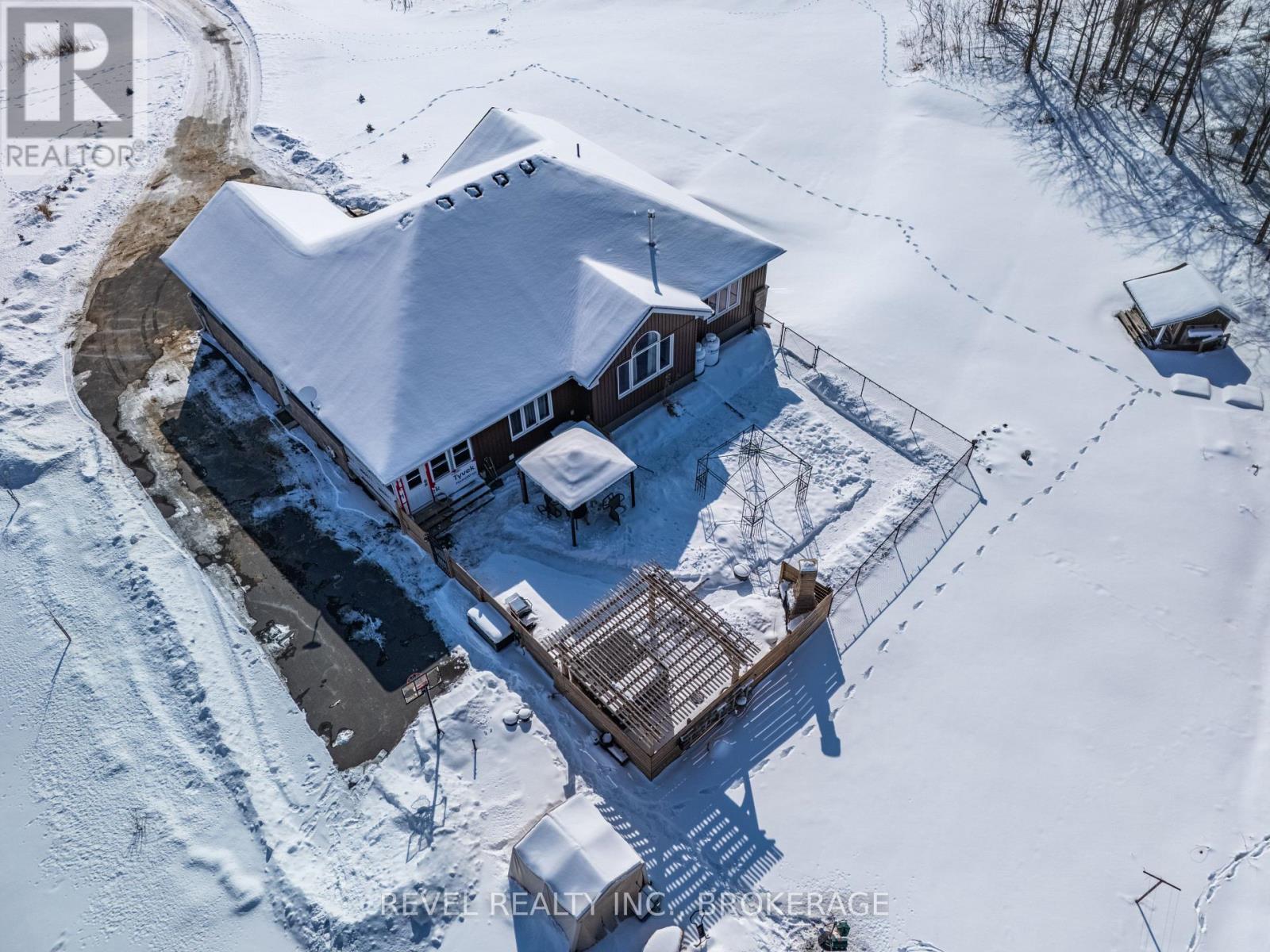 2082 Burnt Hills Road, South Frontenac, Ontario  K0H 1H0 - Photo 37 - X11976020