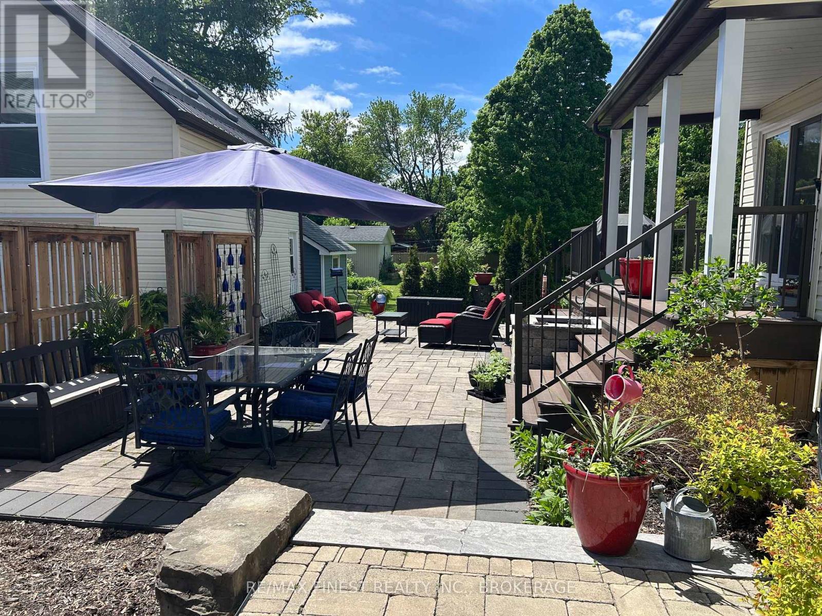 21 Centre Street, Prince Edward County, Ontario  K0K 2T0 - Photo 1 - X11993356