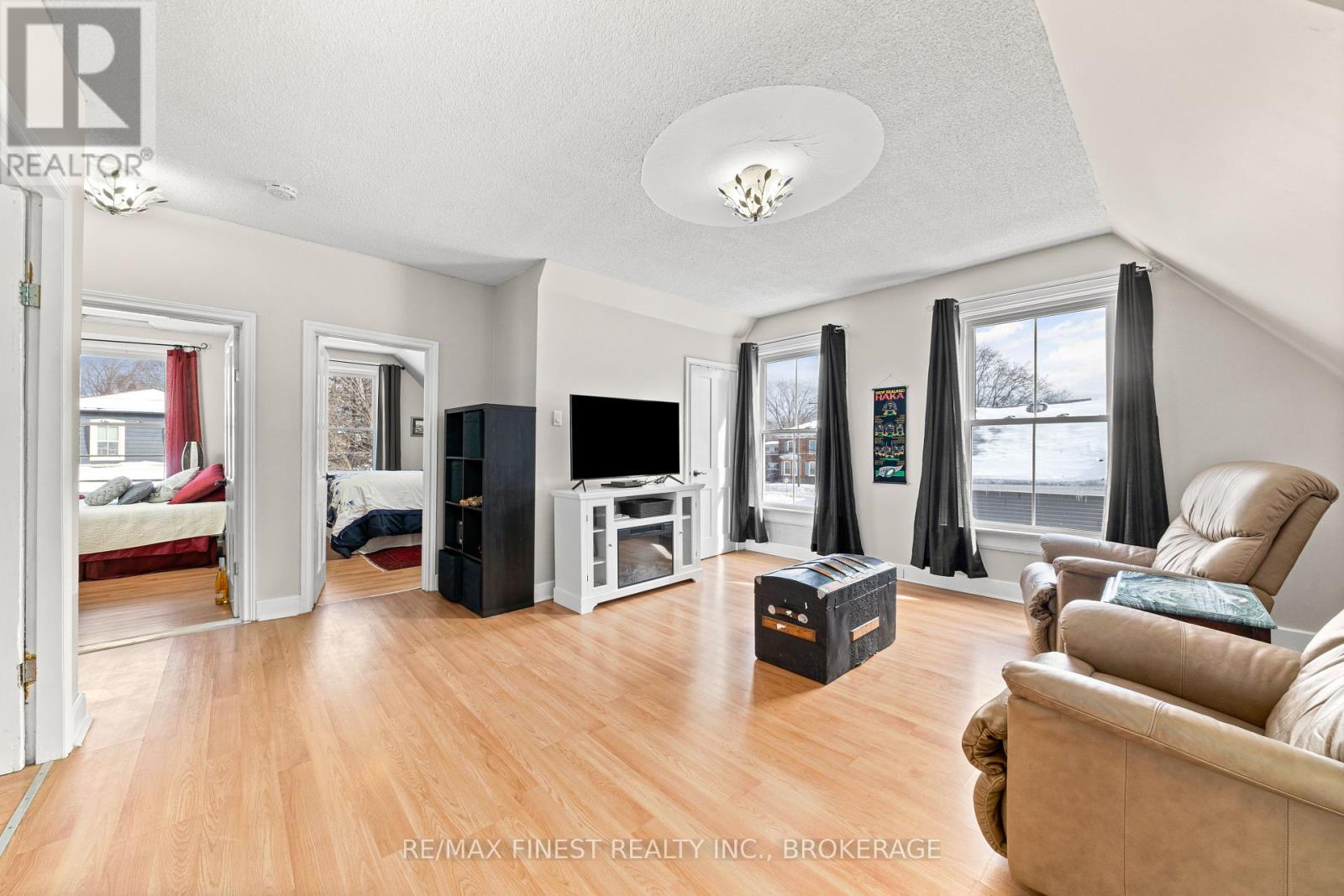 21 Centre Street, Prince Edward County, Ontario  K0K 2T0 - Photo 16 - X11993356