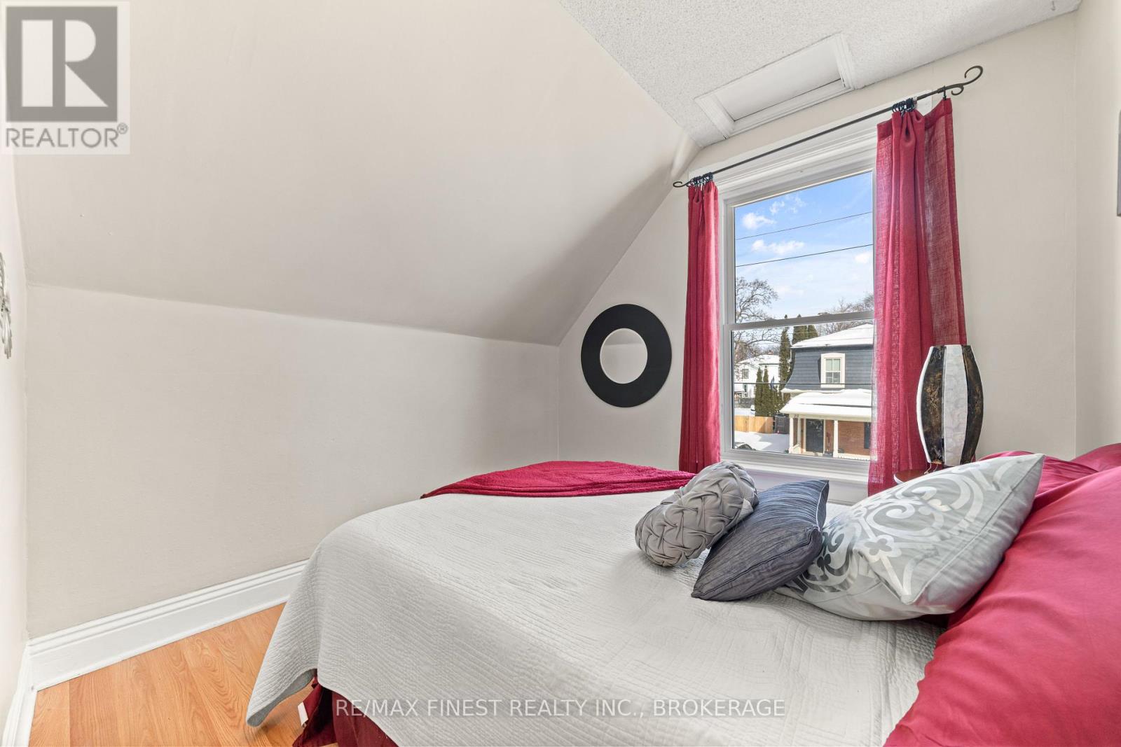 21 Centre Street, Prince Edward County, Ontario  K0K 2T0 - Photo 20 - X11993356