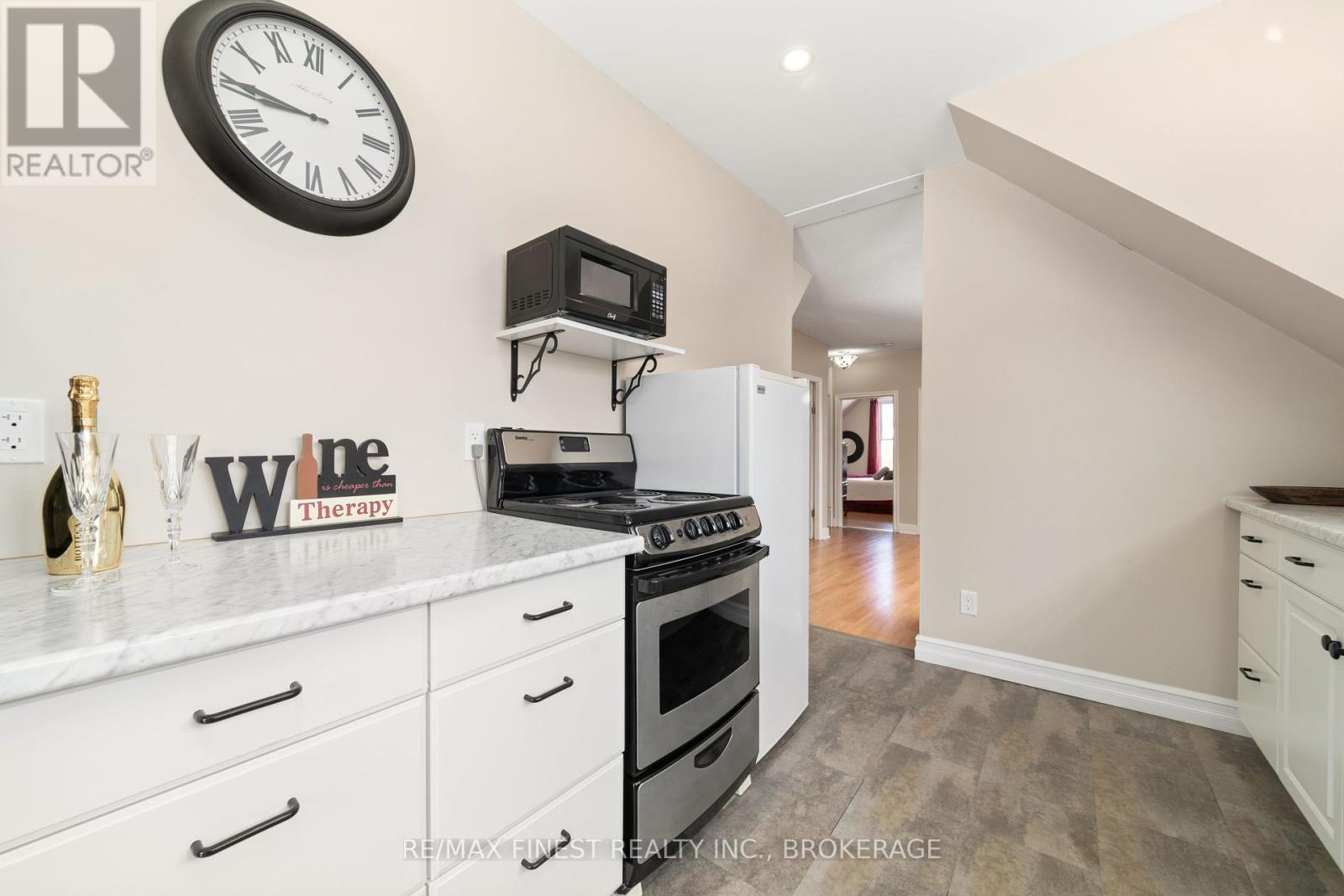 21 Centre Street, Prince Edward County, Ontario  K0K 2T0 - Photo 25 - X11993356