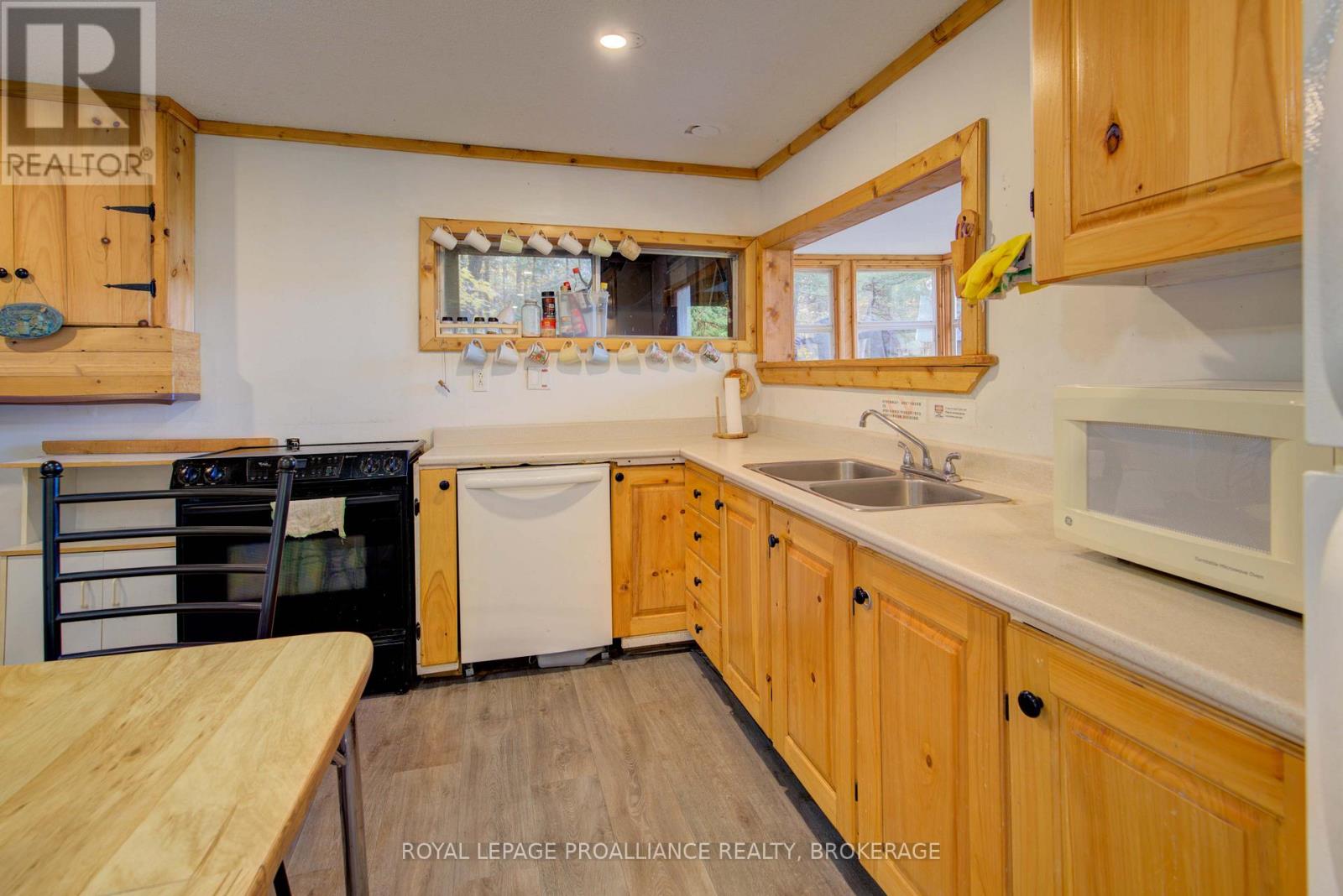 372 Featherston Lane, Tay Valley, Ontario  K0G 1X0 - Photo 15 - X11996315
