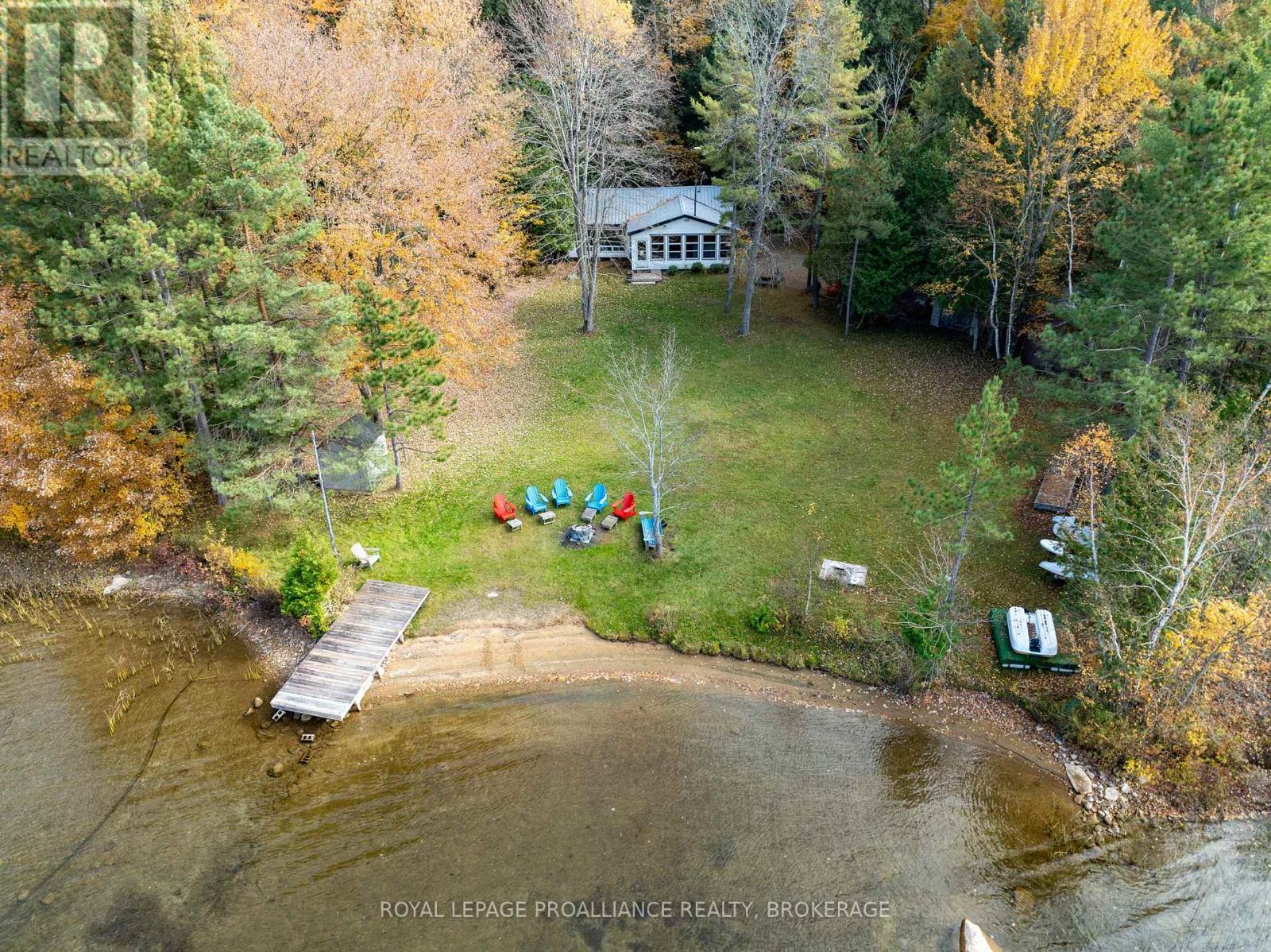 372 Featherston Lane, Tay Valley, Ontario  K0G 1X0 - Photo 2 - X11996315