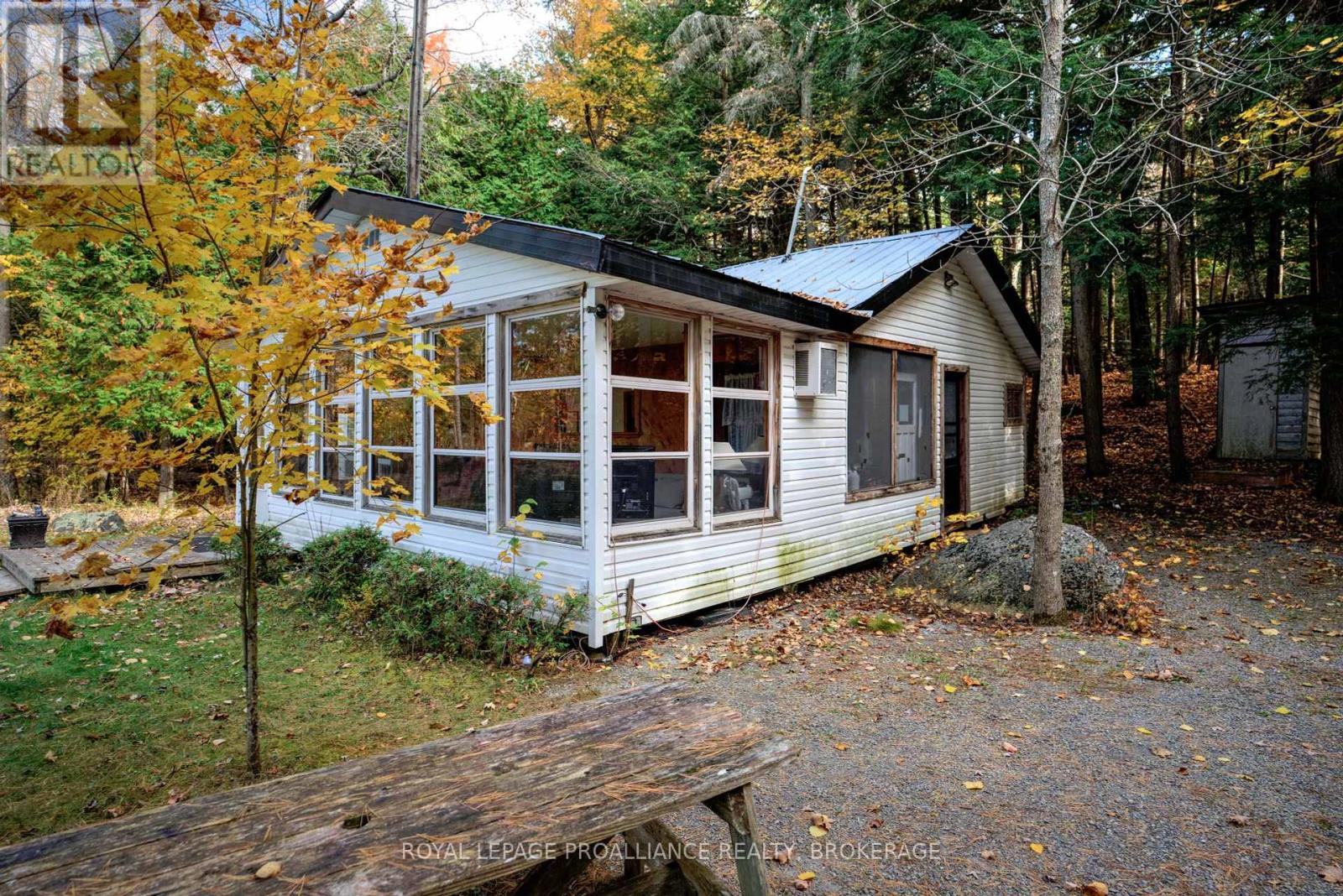 372 Featherston Lane, Tay Valley, Ontario  K0G 1X0 - Photo 43 - X11996315