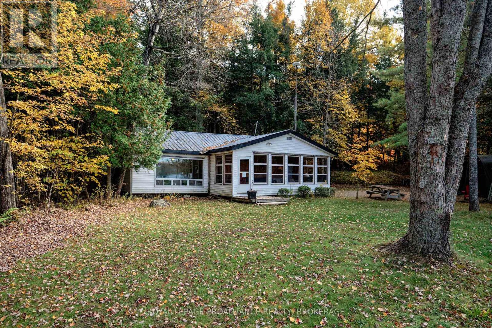 372 Featherston Lane, Tay Valley, Ontario  K0G 1X0 - Photo 46 - X11996315
