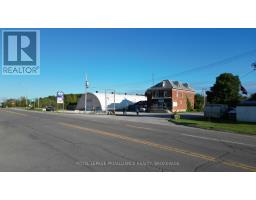 7719 HIGHWAY 42, Rideau Lakes, Ontario