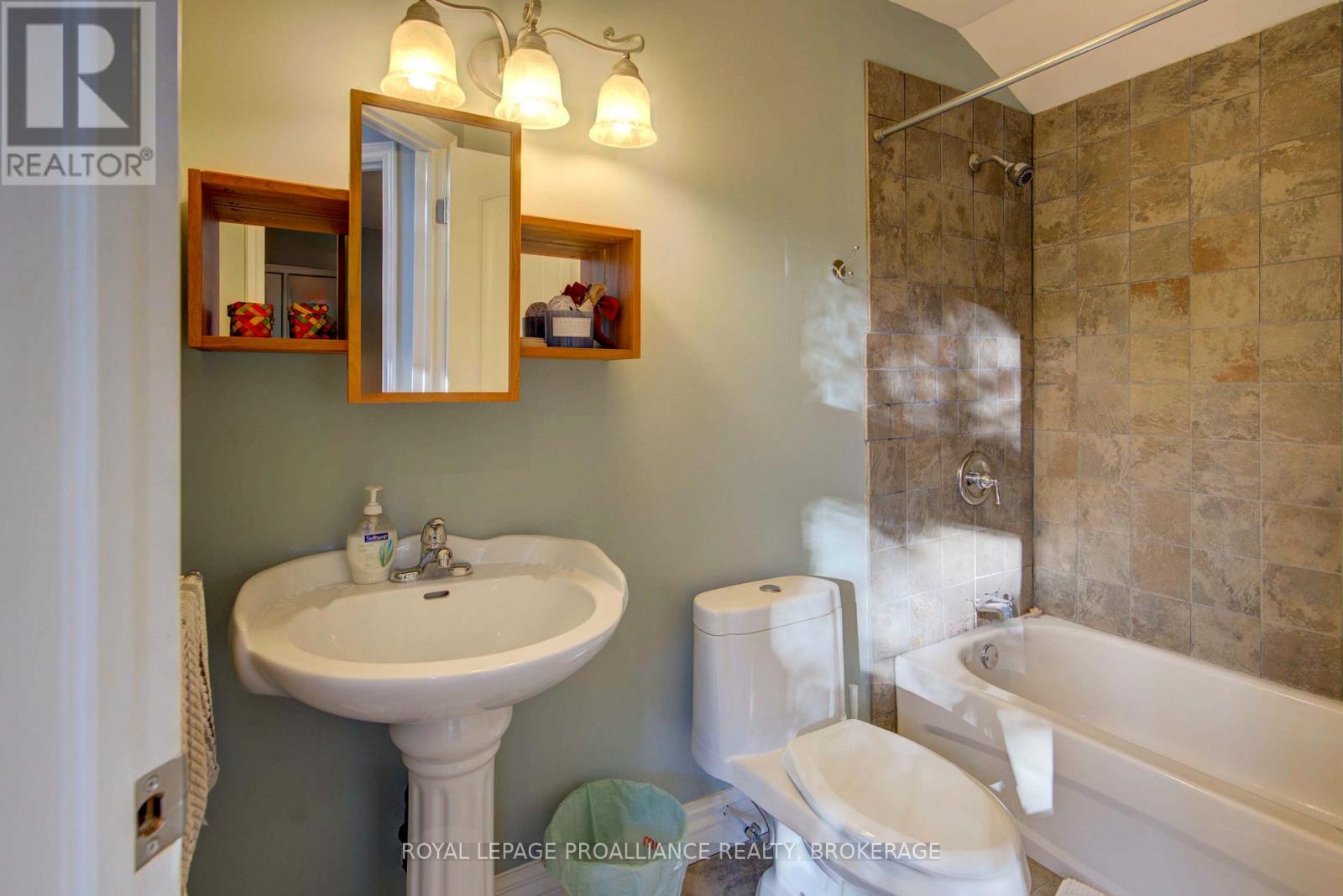 224 Island Drive Lane, Frontenac, Ontario  K0H 2B0 - Photo 24 - X11998743