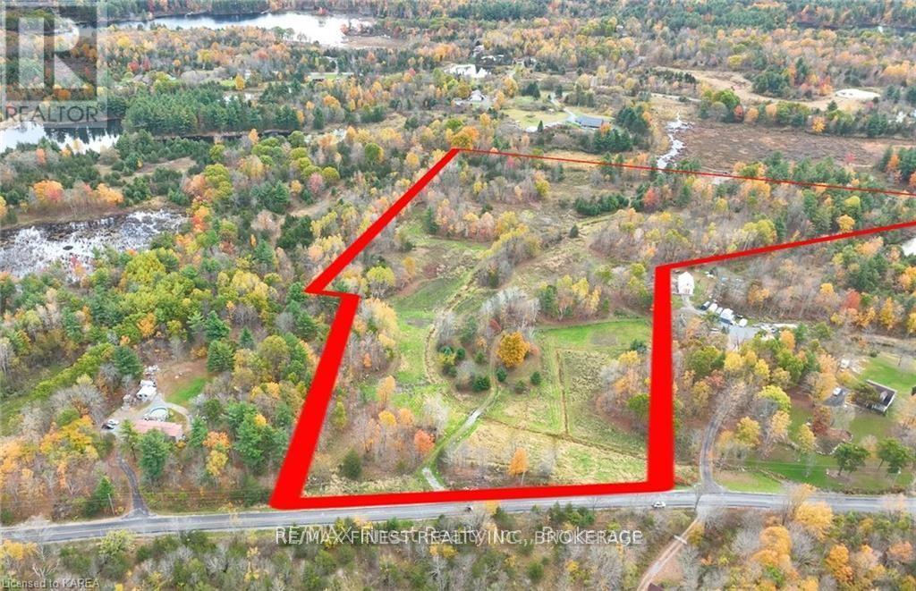 3432 DESERT LAKE ROAD, Frontenac, Ontario