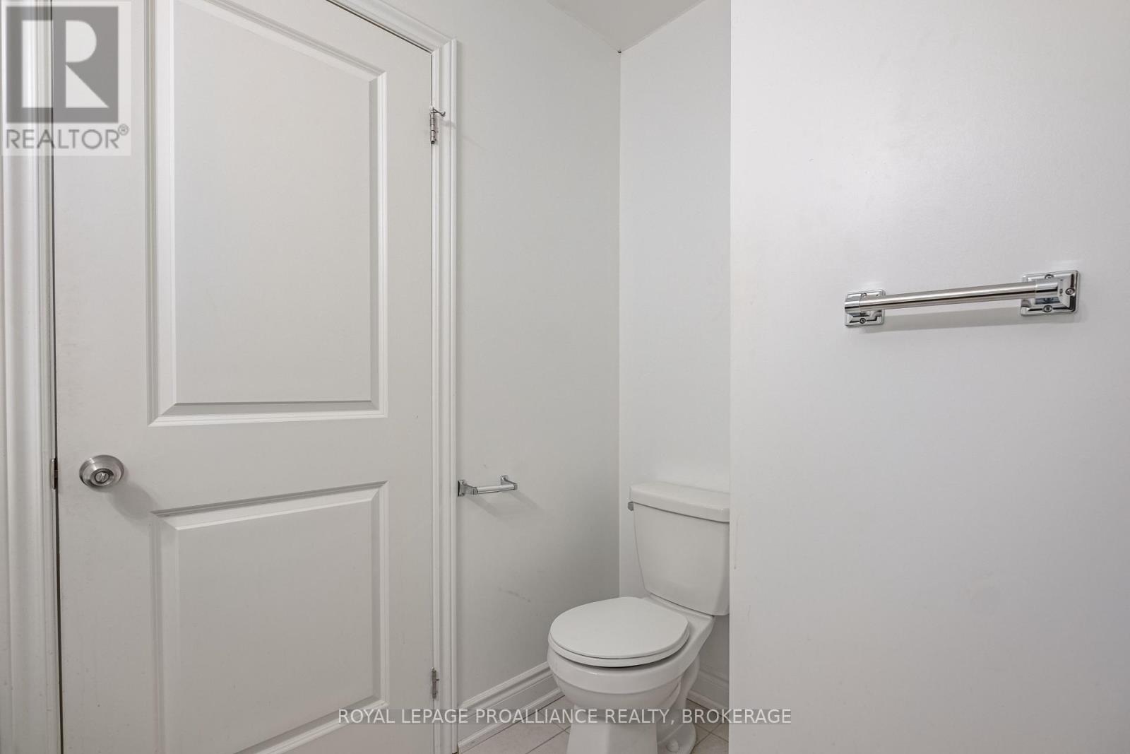 18 Millcreek Drive, Loyalist, Ontario  K0H 2H0 - Photo 30 - X12003764
