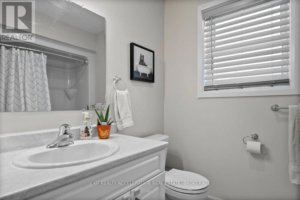 90 Shermans Point Road, Greater Napanee, Ontario  K7R 3K8 - Photo 18 - X12004381
