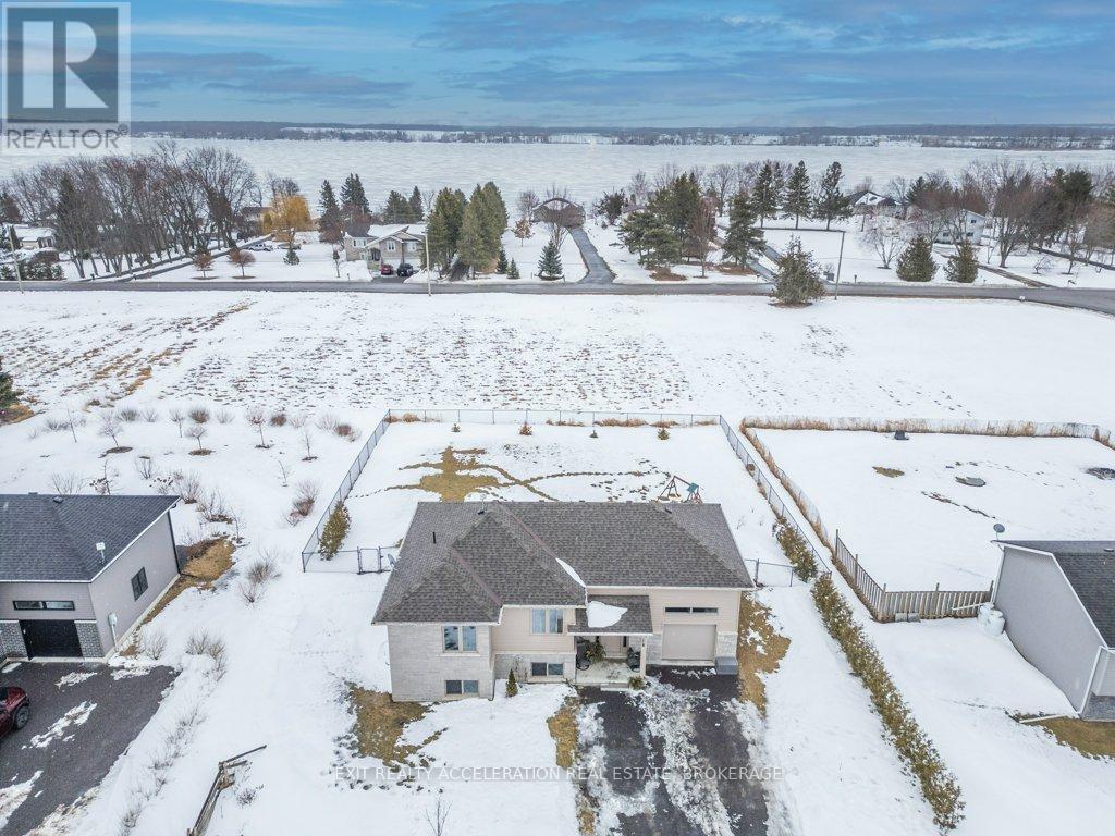 90 Shermans Point Road, Greater Napanee, Ontario  K7R 3K8 - Photo 36 - X12004381