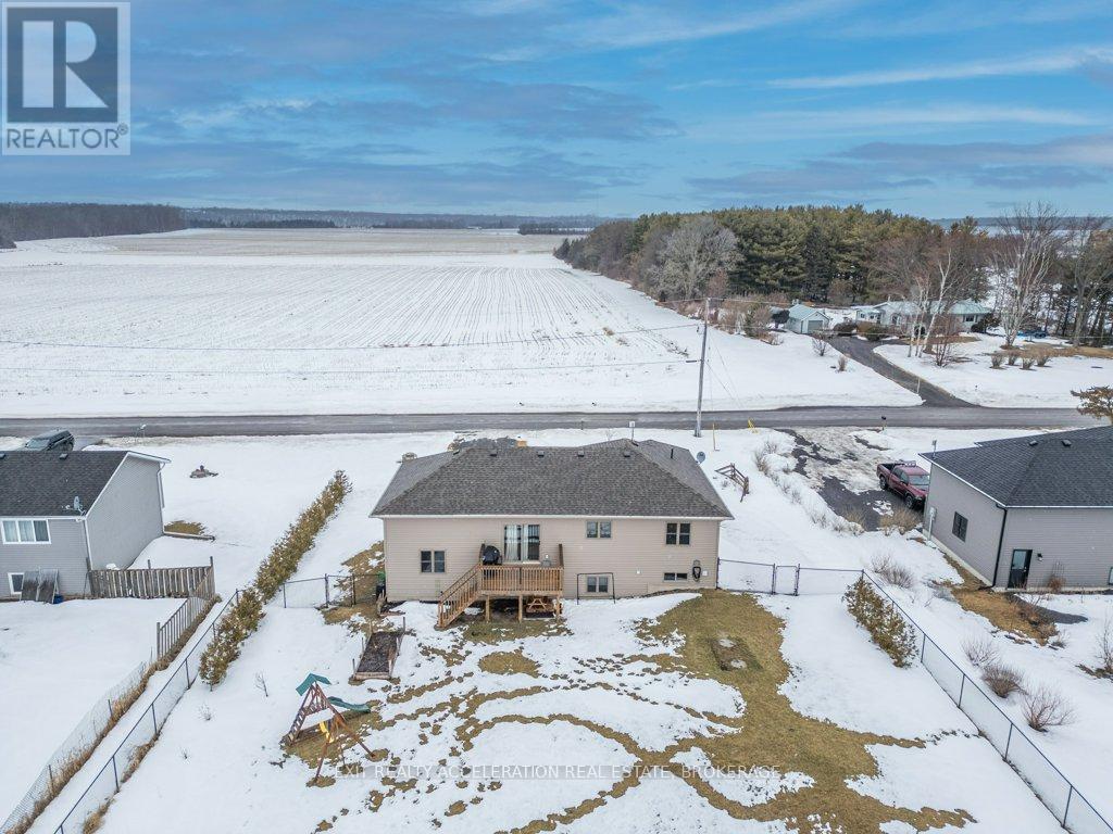 90 Shermans Point Road, Greater Napanee, Ontario  K7R 3K8 - Photo 40 - X12004381