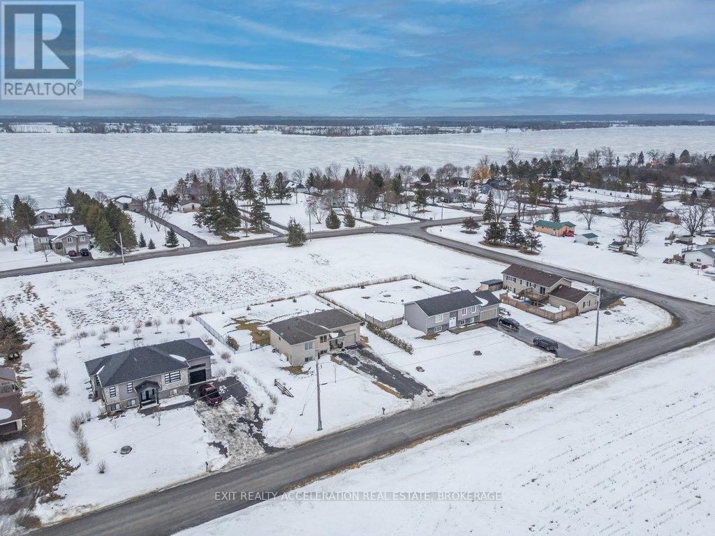 90 Shermans Point Road, Greater Napanee, Ontario  K7R 3K8 - Photo 44 - X12004381