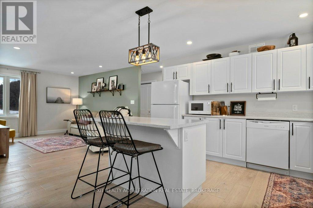 90 Shermans Point Road, Greater Napanee, Ontario  K7R 3K8 - Photo 8 - X12004381