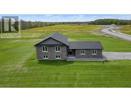 101 BITTERSWEET DRIVE S, Frontenac, Ontario