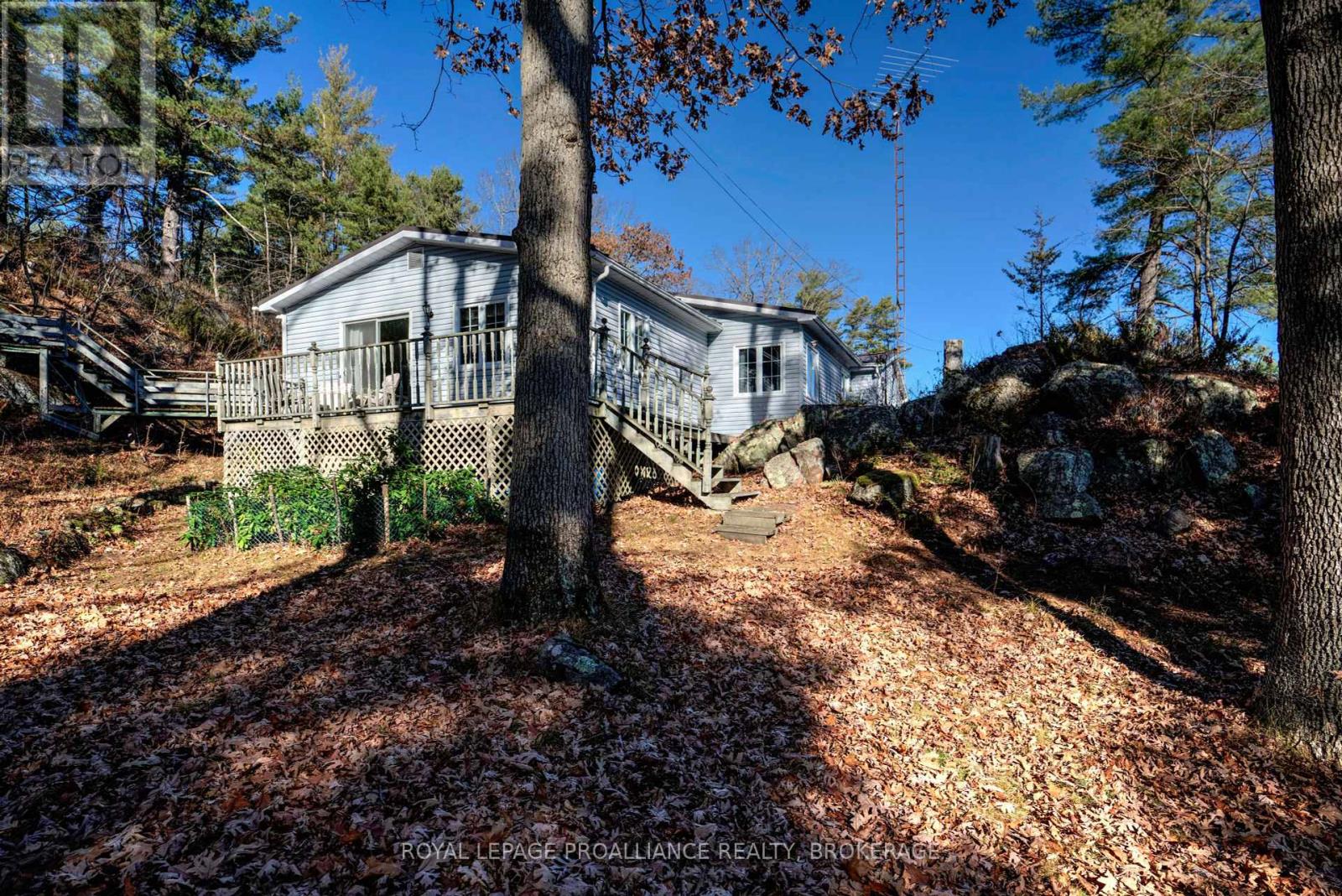 222 Creek Crossing Lane, Rideau Lakes, Ontario  K0G 1X0 - Photo 35 - X12006978