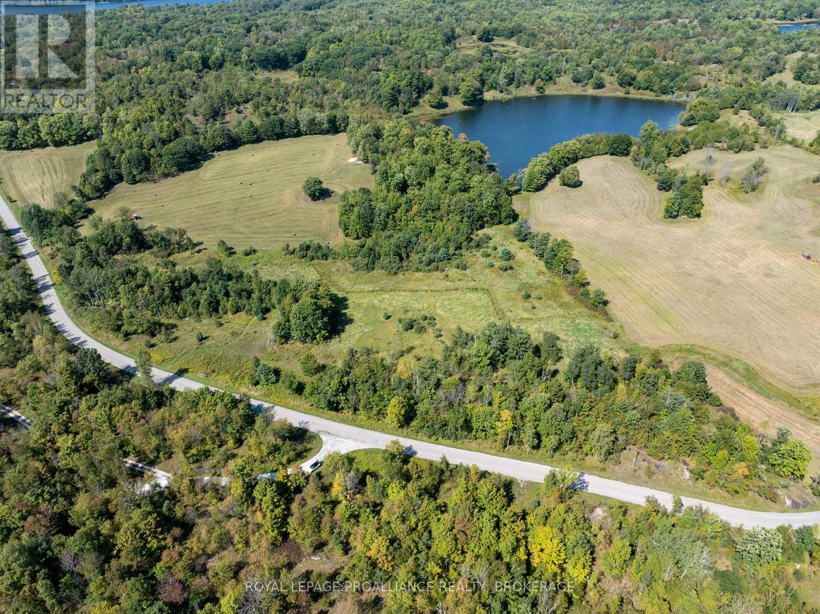 268 Crozier Road, Tay Valley, Ontario  K0G 1X0 - Photo 3 - X12008430