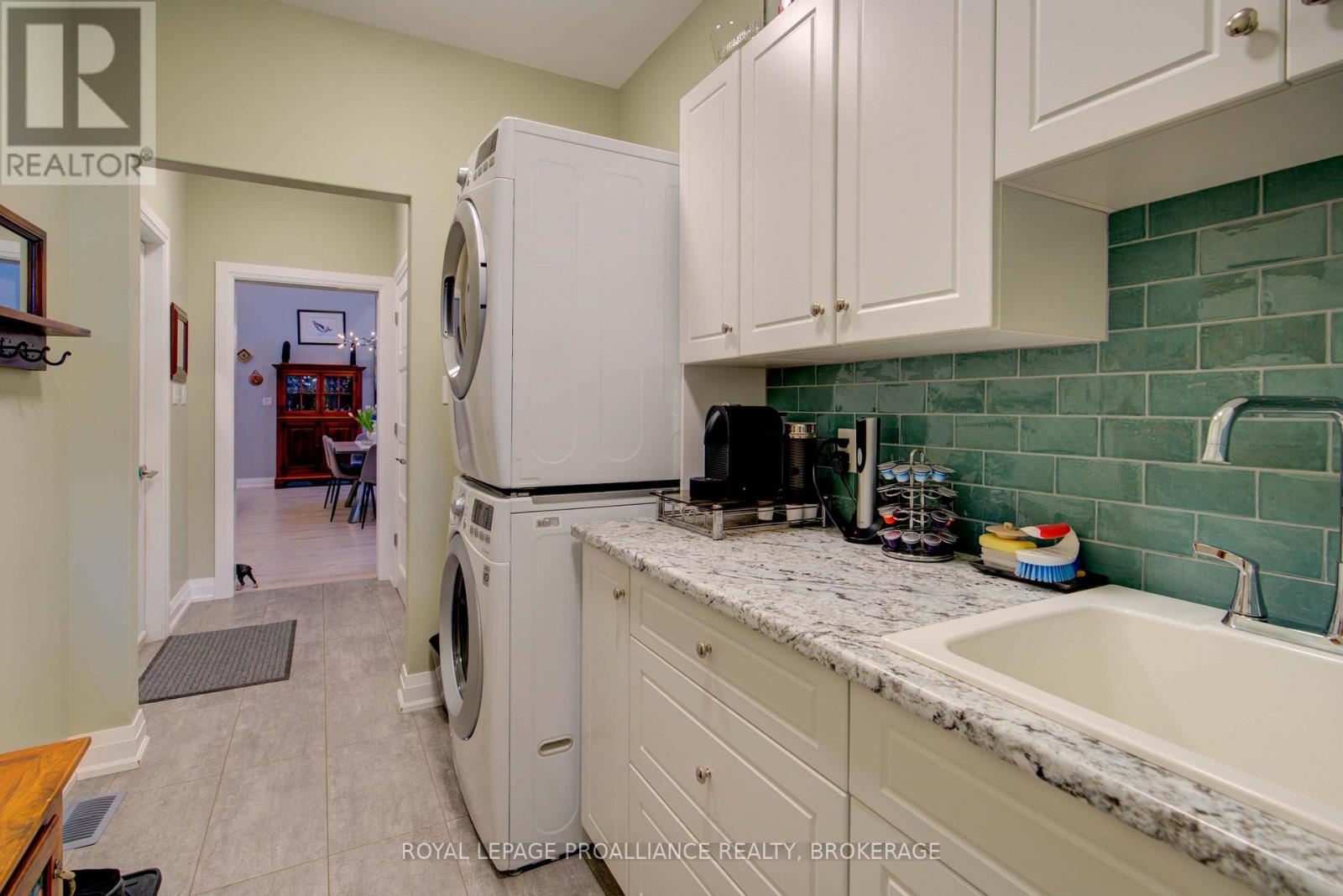 28 George Street, Westport, Ontario  K0G 1X0 - Photo 36 - X12009916