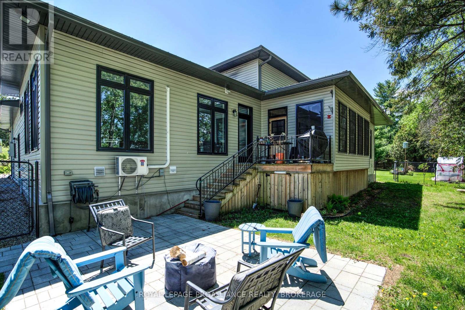 28 George Street, Westport, Ontario  K0G 1X0 - Photo 48 - X12009916